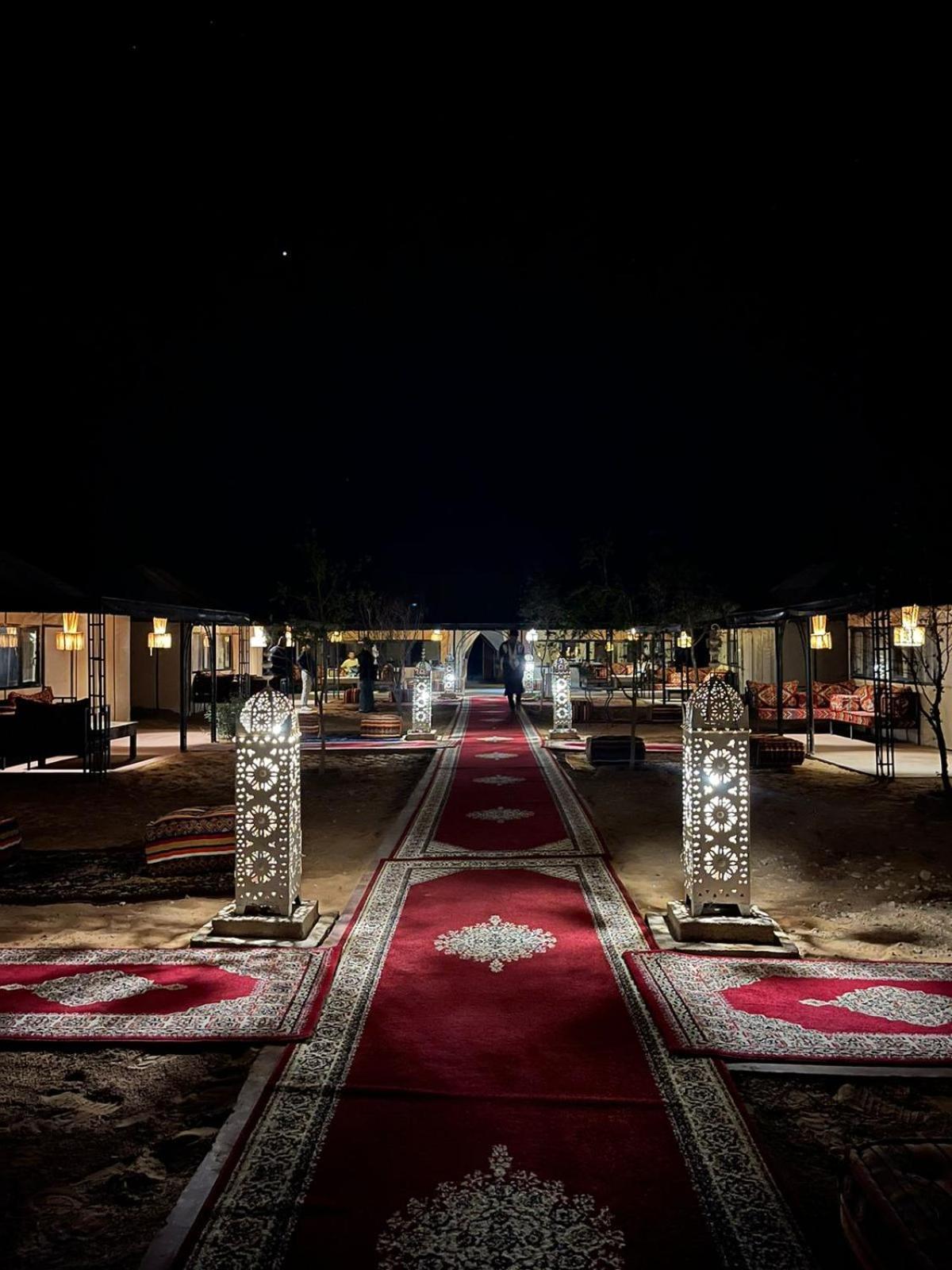 מרזאוגה Akabar Luxury Desert Camp מראה חיצוני תמונה
