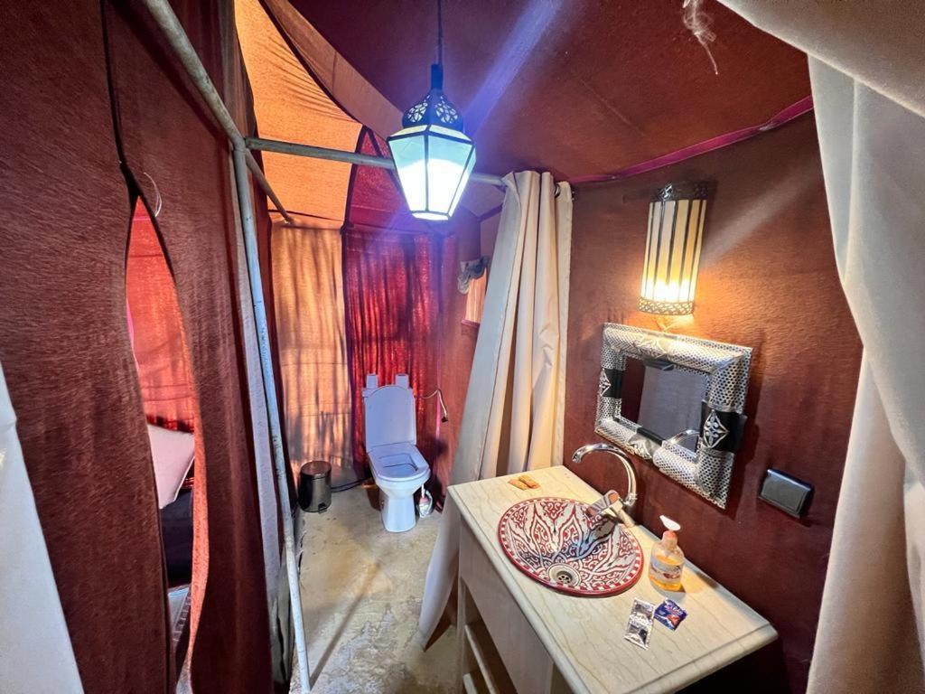 מרזאוגה Akabar Luxury Desert Camp מראה חיצוני תמונה